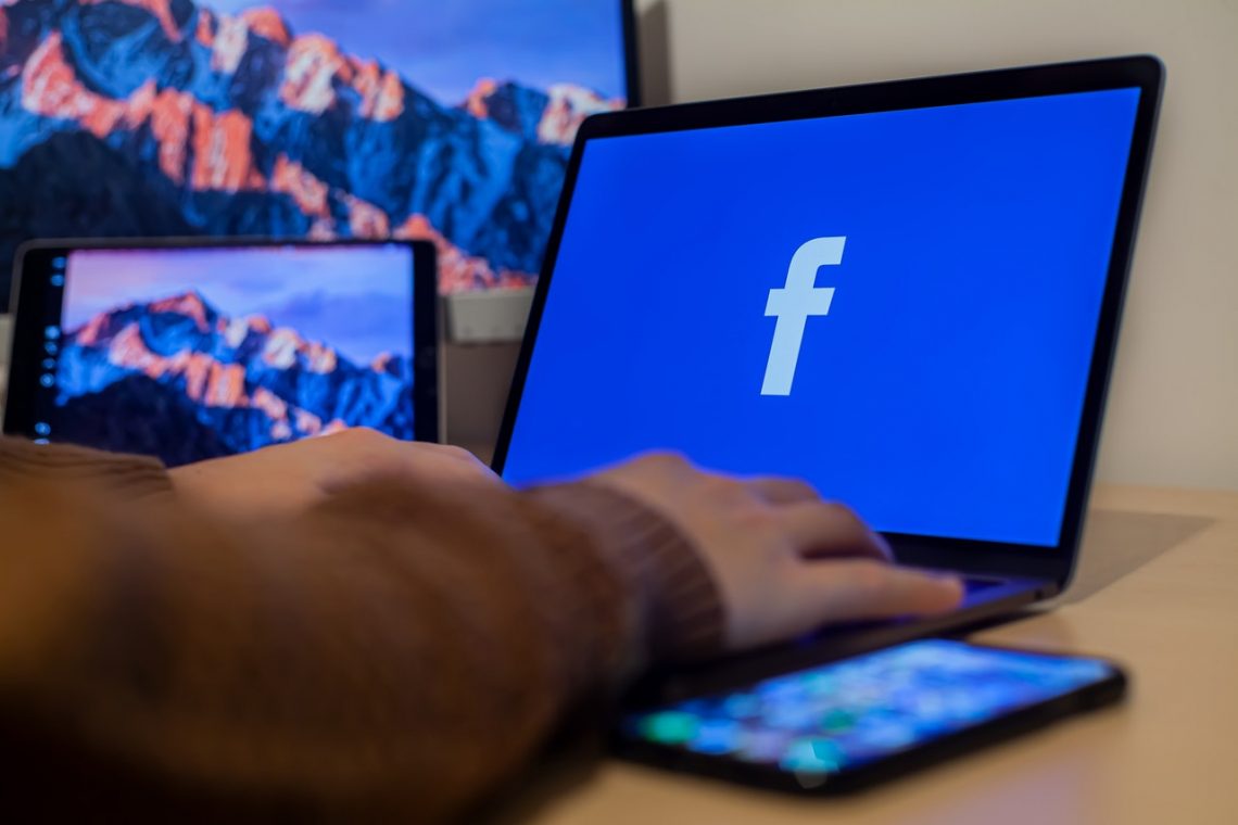 Upravljavec Facebooka ob rasti števila uporabnikov pozitivno presenetil