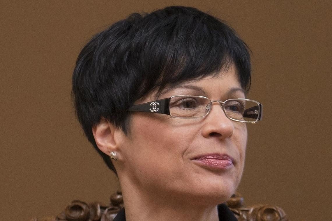 Marta Kos odstopila od kandidature za predsednico republike