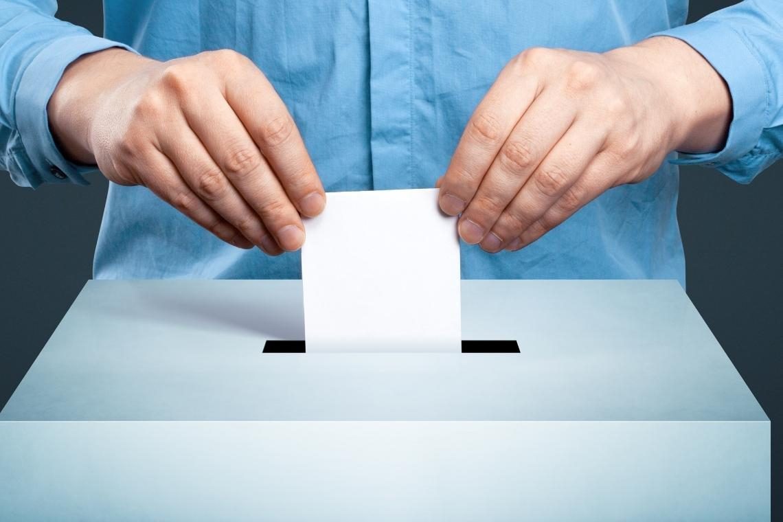 Začenja se zbiranje podpisov za razpis zakonodajnih referendumov