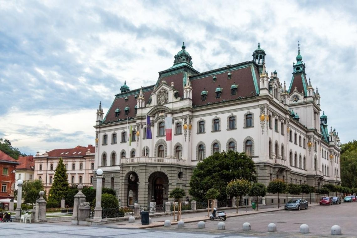 V prihajajočem študijskem letu na ljubljanski univerzi tudi poučevanje bridža