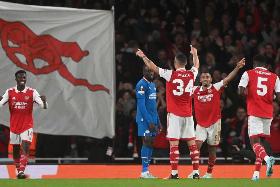 Arsenal tudi po zaostali tekmi stoodstoten