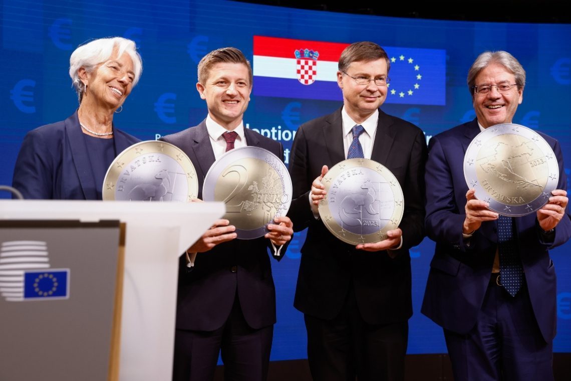Prvi evrski kovanci na Hrvaškem že 1. decembra