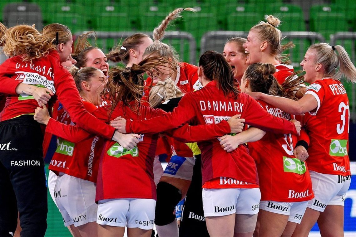 Danske rokometašice prizadejale Norvežankam prvi poraz, Slovenke osme