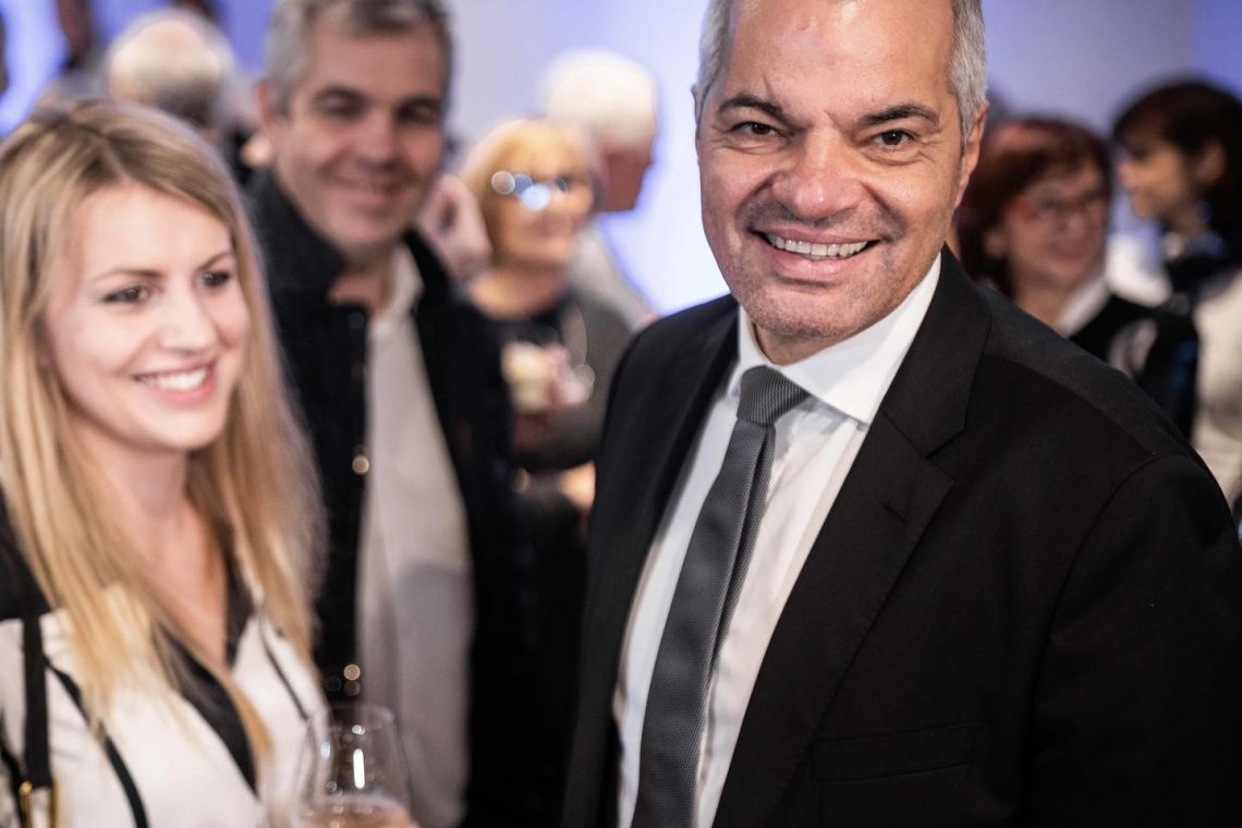 Po glavnini preštetih glasovnic v Mariboru prepričljivo slavi Saša Arsenovič