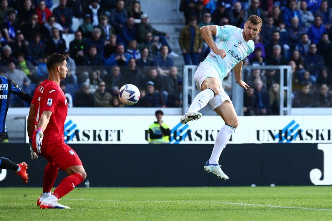 Džeko pred vrati Galatasarayja