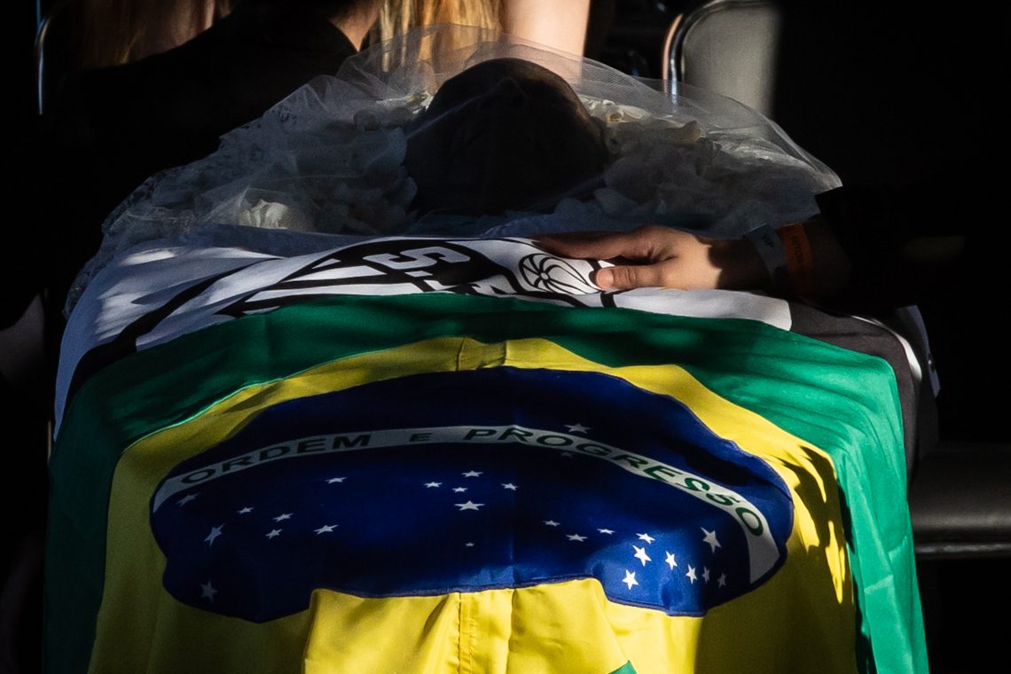 Brazilija se danes poslavlja od Peleja