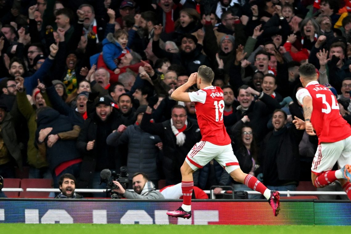 Razburljiva sobota na igriščih angleških prvoligašev: Arsenal zapravil vodstvo, blamaža Tottenhama 