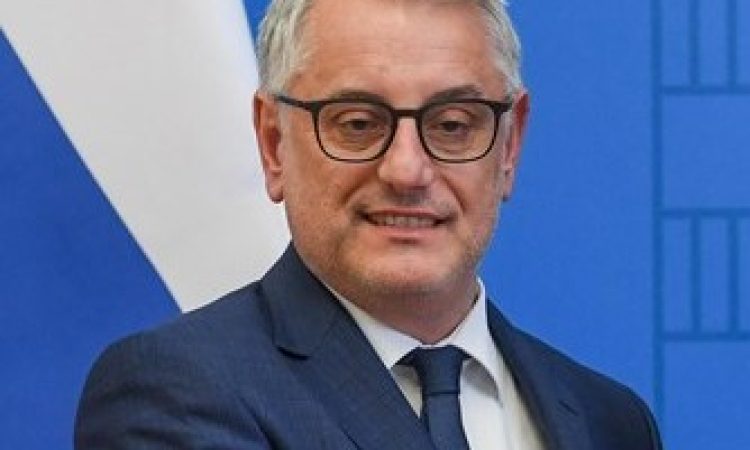 Za razvoj gospodarstva, turizma in športa letos 634 milijonov evrov