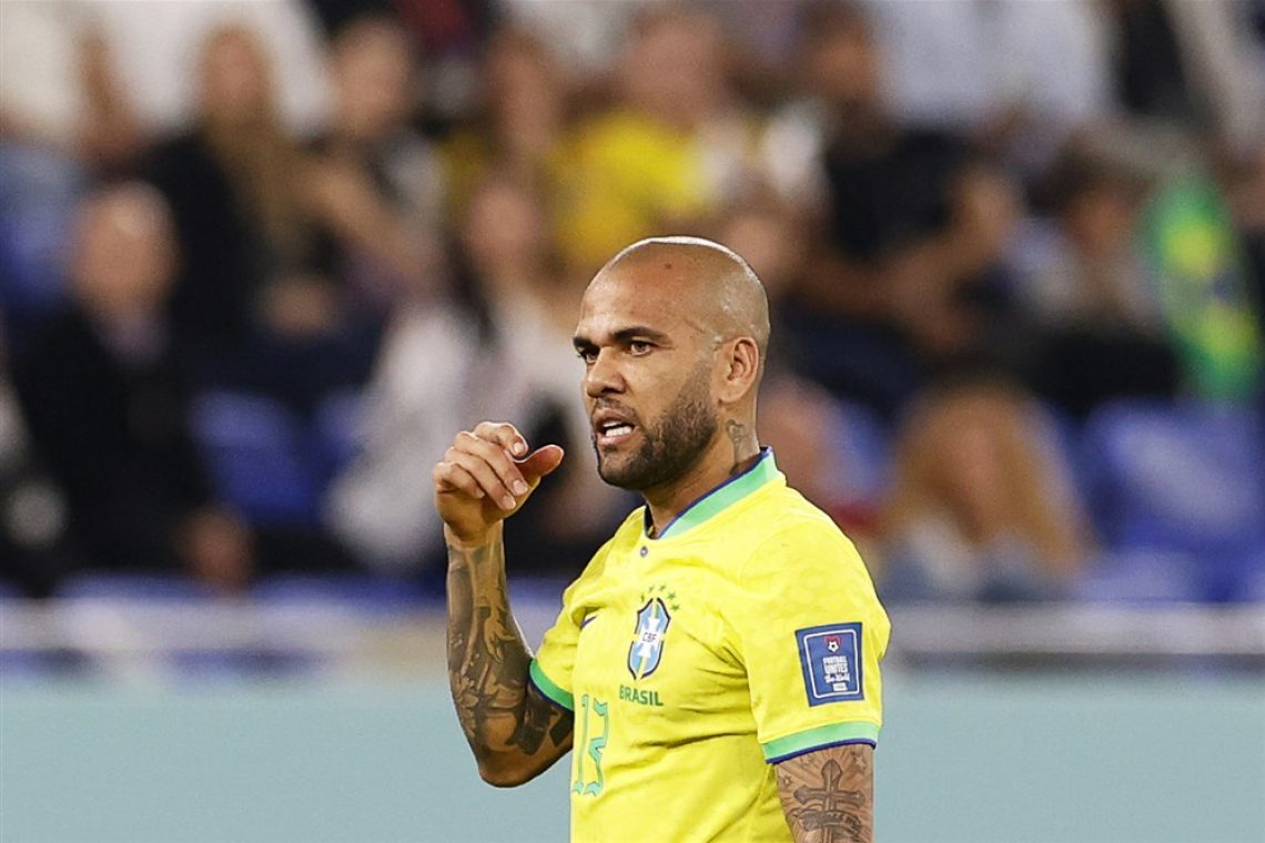 Dani Alves mora ostati v priporu