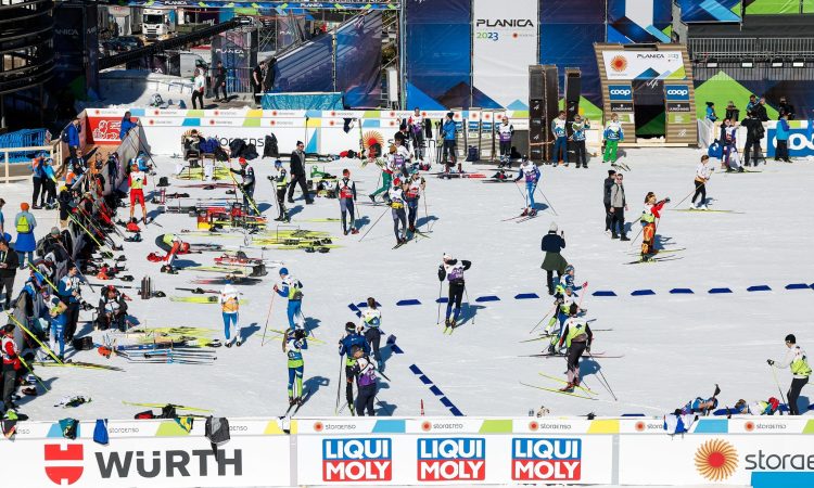 Danes v Planici za medalje sprinterji in skakalke