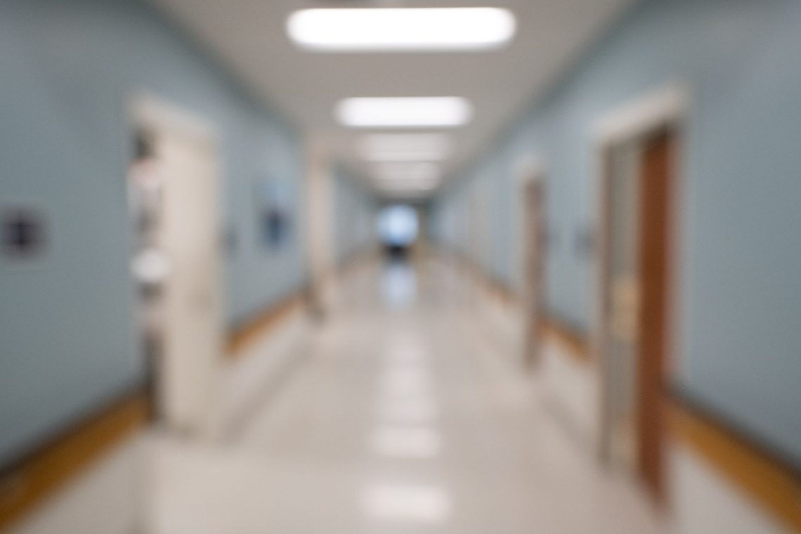 Strokovna direktorica UKC Ljubljana Buturović Ponikvar podala odstopno izjavo