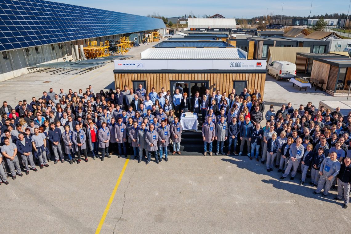 Najboljši zaposlovalci 2022 so Adria Dom, Dewesoft in BioSistemika 