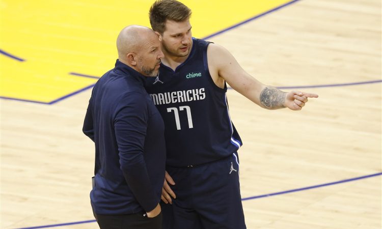 Vodstvo lige NBA zavrnilo protest Dončićevega Dallasa