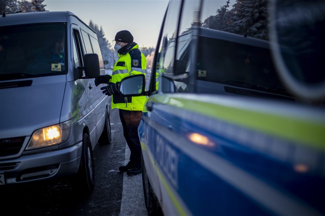 MZEZ: Avstrijsko podaljšanje nadzora na meji je nesprejemljivo