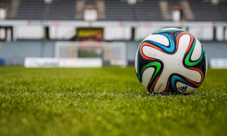 Po treh letih se kitajski navijači vračajo na stadione