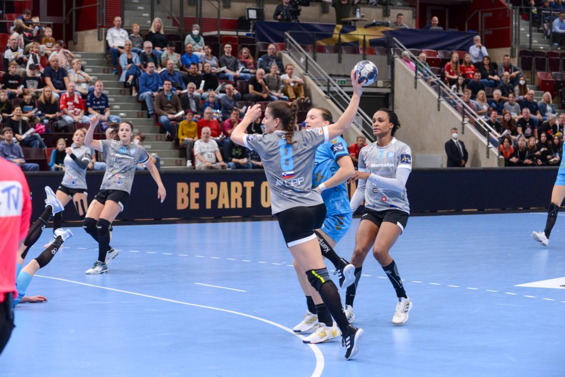 Rokometašice Krima druge finalistke pokalnega tekmovanja