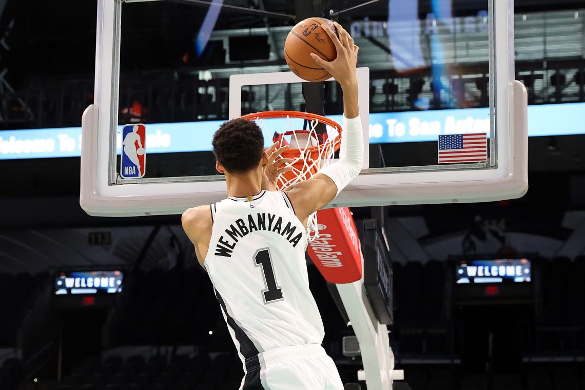 Wembanyama bo imel dolge poletne počitnice