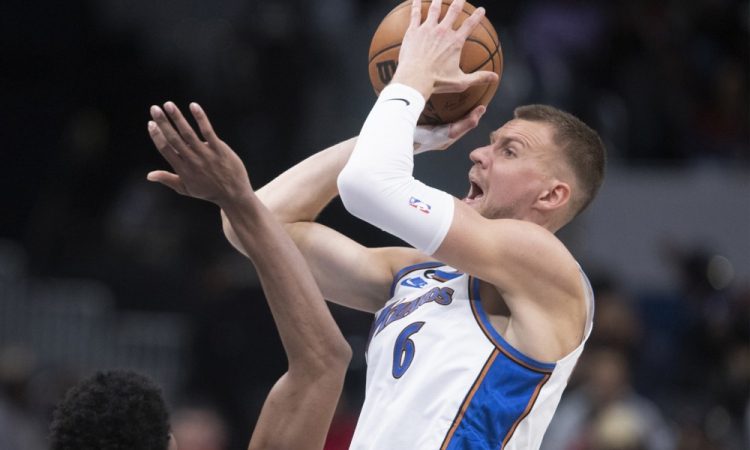 Porzingis zaradi poškodbe brez SP