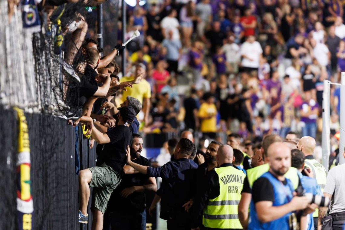 Uefa kaznovala Maribor in Fenerbahče za dogodke v Ljudskem vrtu