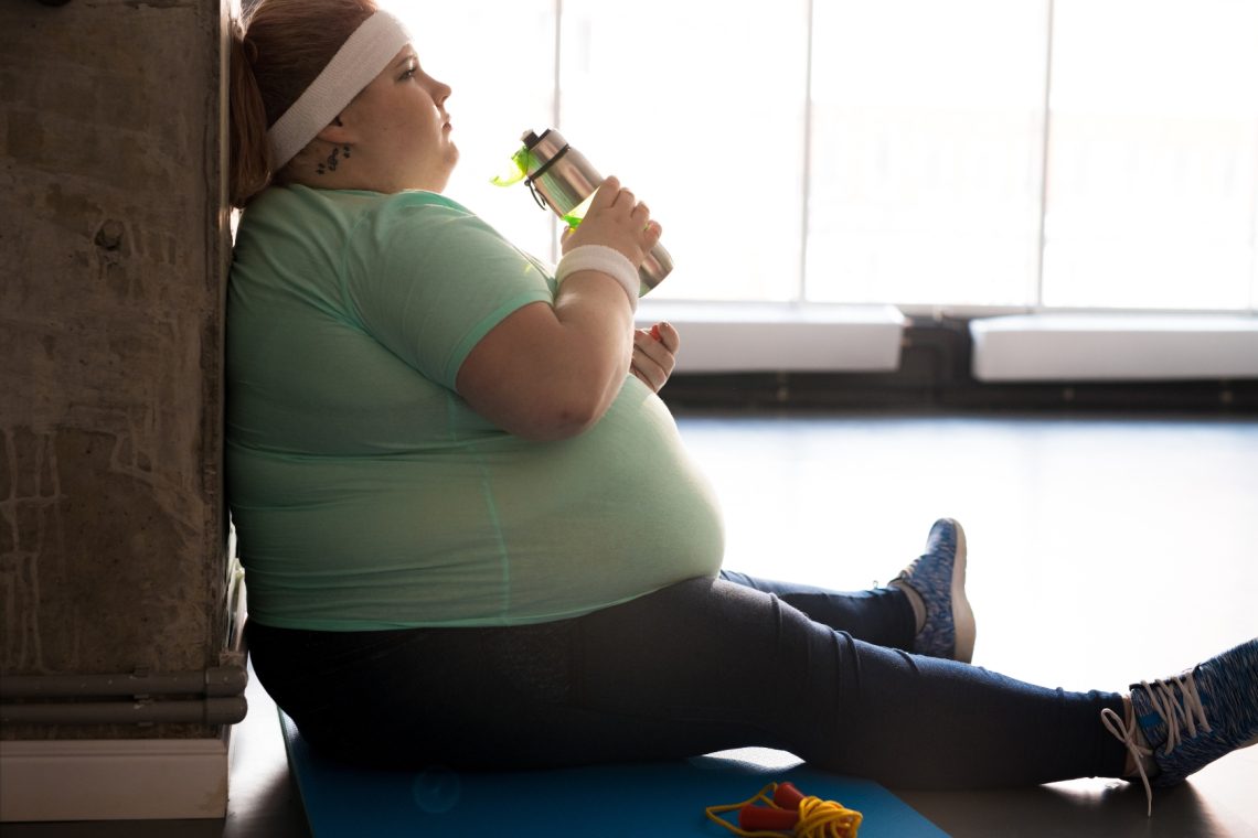 Epidemija debelosti: vpliv nutricionistov, kirurgov in farmacevtov na zmanjšanje indeksa telesne mase