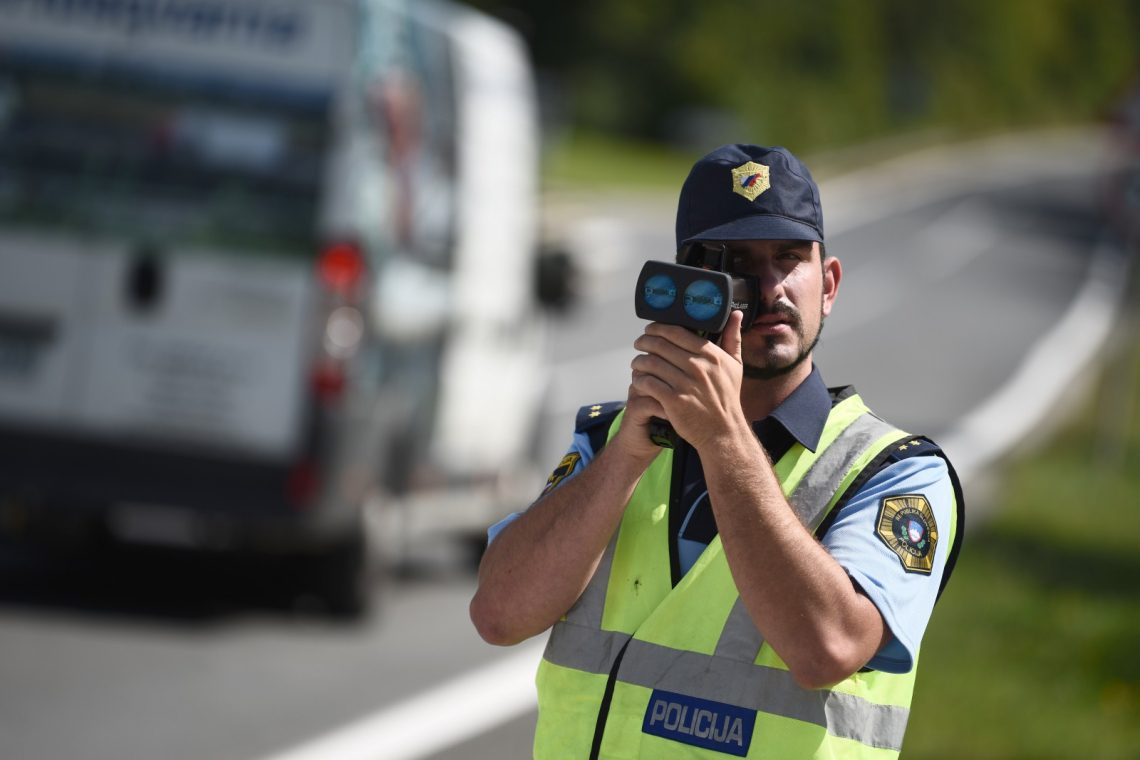 Policija bo ta teden poostreno nadzirala hitrost voznikov