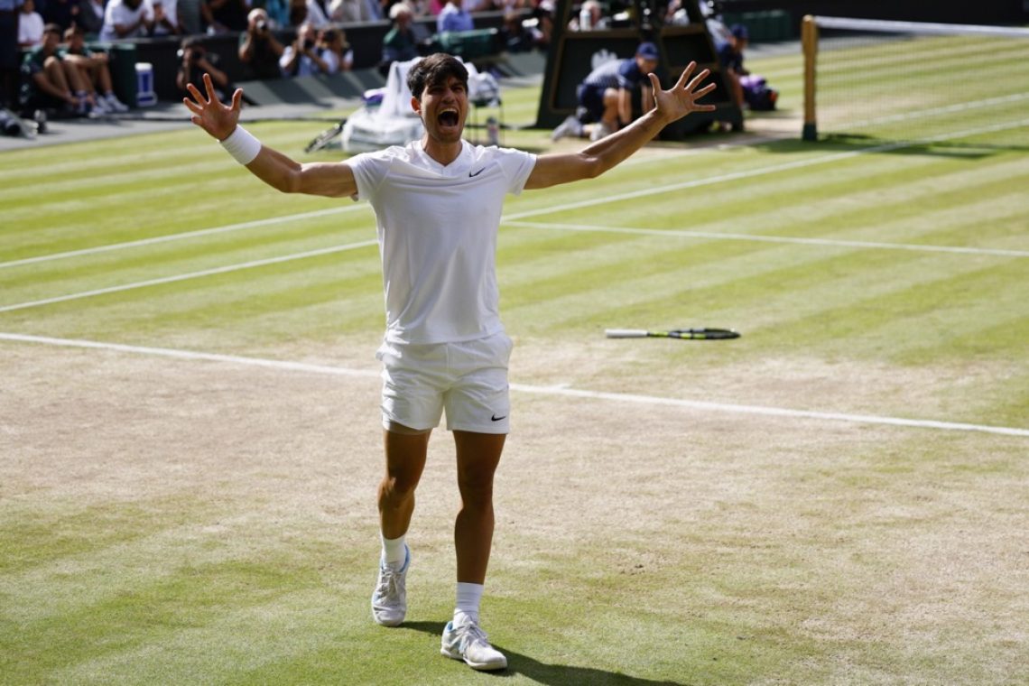 Carlos Alcaraz še naprej vladar Wimbledona