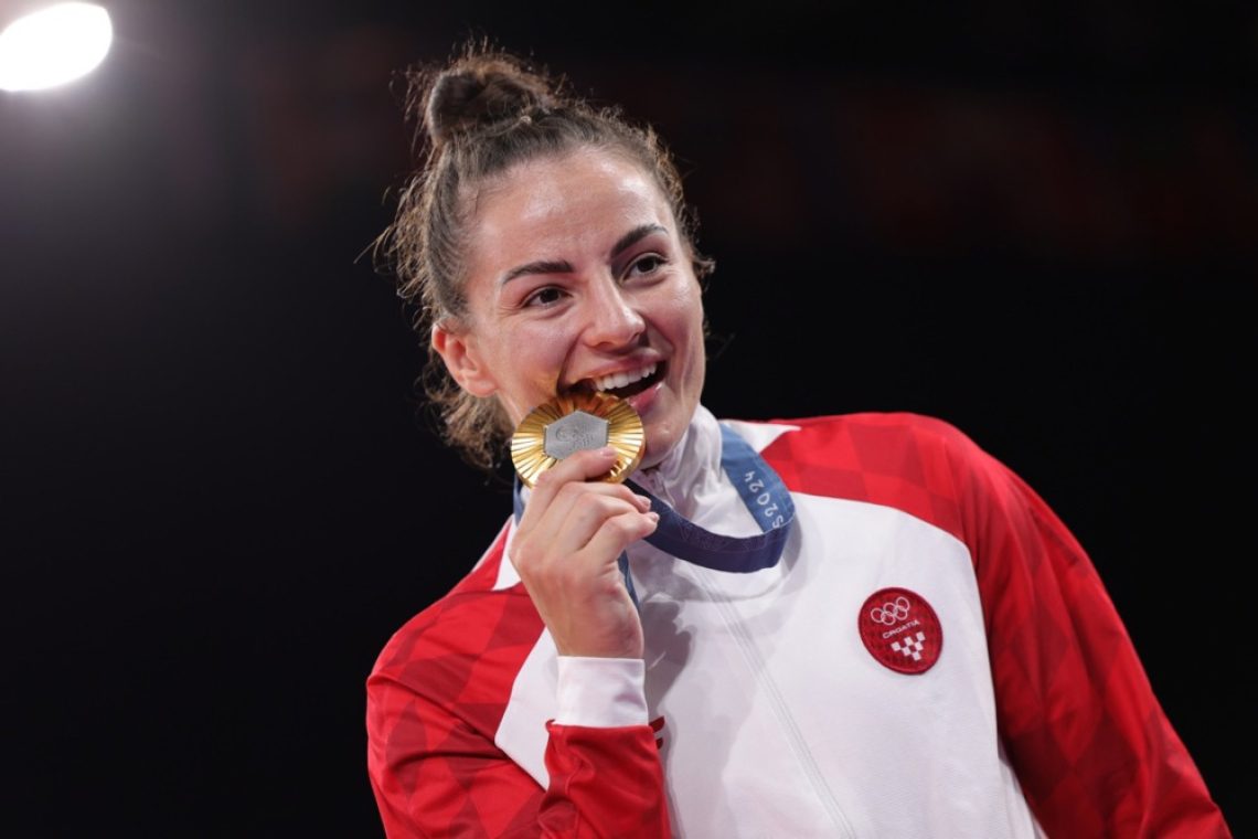 Oče hrvaške olimpijske prvakinje pod preiskavo zaradi nasilnega poljuba prostovoljke