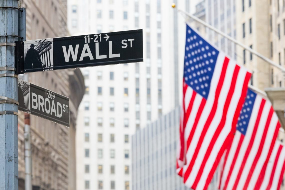 Wall Street sklenil najslabši teden v letu in pol