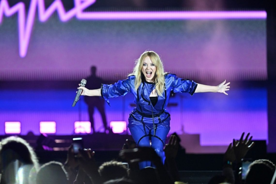 Kylie Minogue napovedala veliko koncertno turnejo