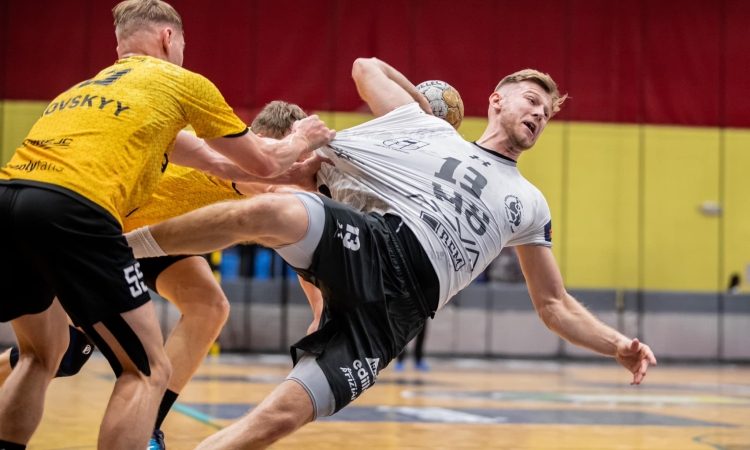 Rokometaši trebanjskega Trima so premagali Gorenje Velenje z 28:23