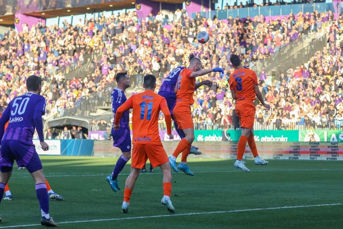 Nogometaši Celja so v gosteh premagali Maribor z 2:1