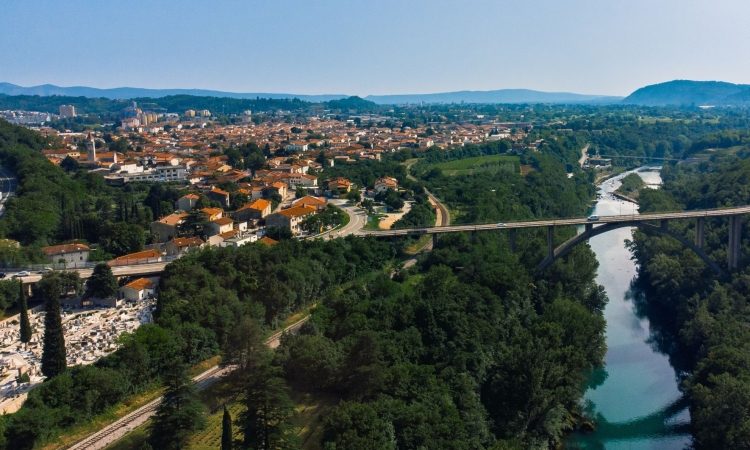 Mestna občina Nova Gorica objavila javni anonimni natečaj za celostno grafično podobo