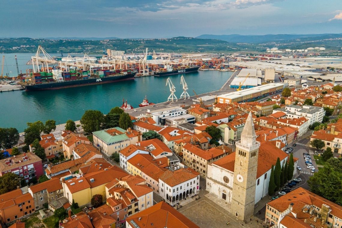 V Luki Koper v teku več gradbenih projektov