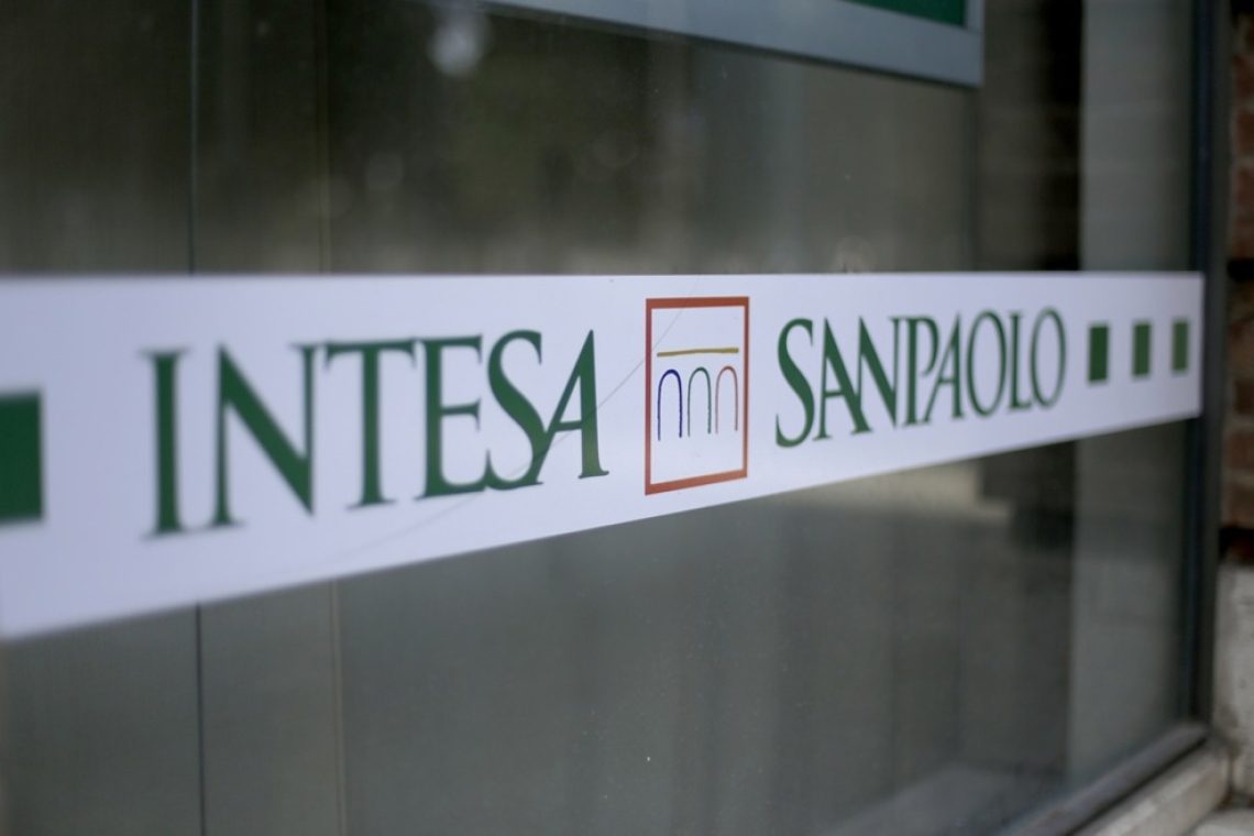 Intesa Sanpaolo z rekordnim devetmesečjem