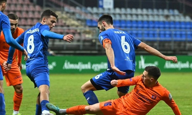 Nogometaši Nafte 1903 in Celja so se razšli z neodločenim izidom 0:0