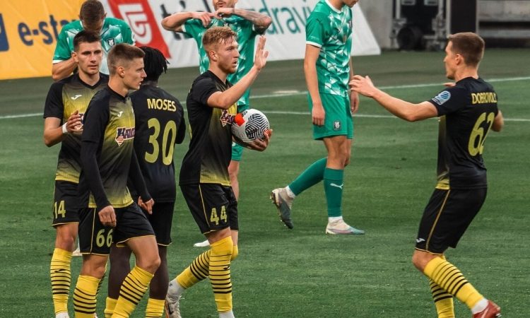 Nogometaši ljubljanske Olimpije so premagali Kalcer Radomlje 2:0