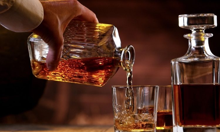 Prsti razkrivajo nagnjenost k uživanju alkohola