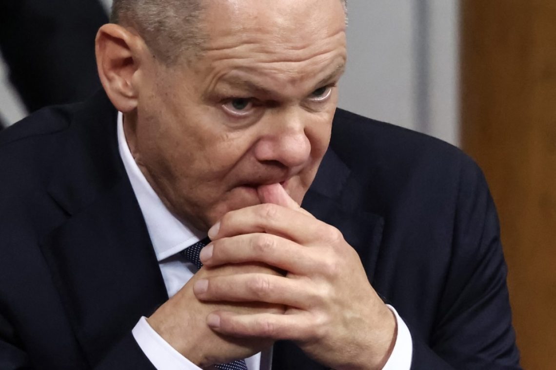 Nemški parlament ni potrdil zaupnice Scholzu