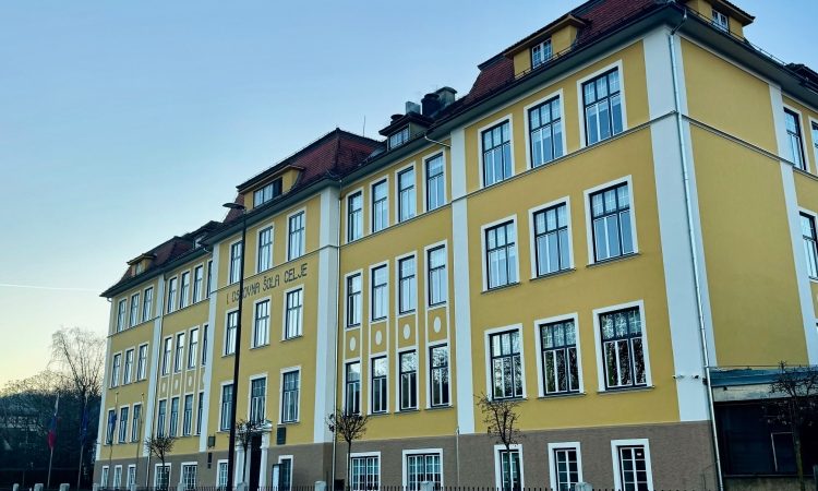 Z obnovljeno fasado I. osnovna šola Celje v še lepši podobi
