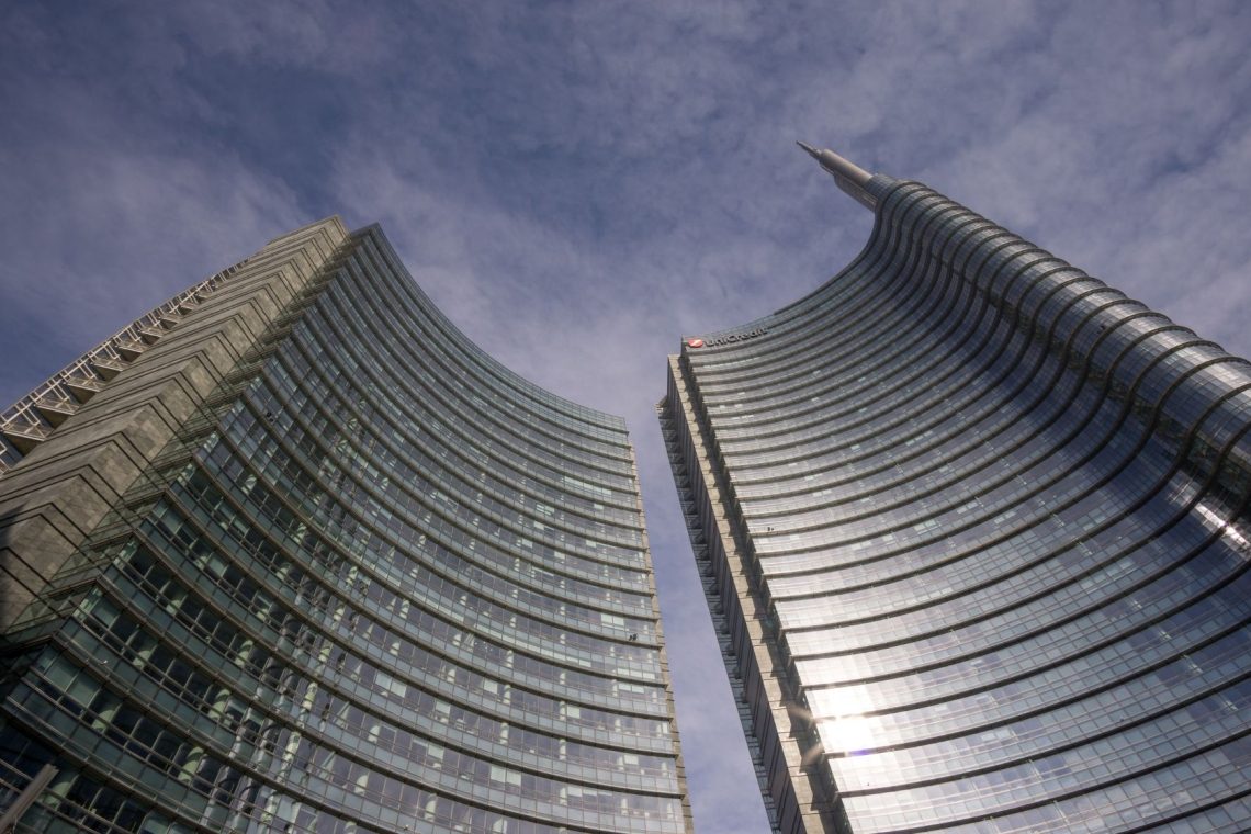 Unicredit okrepil delež v Commerzbank