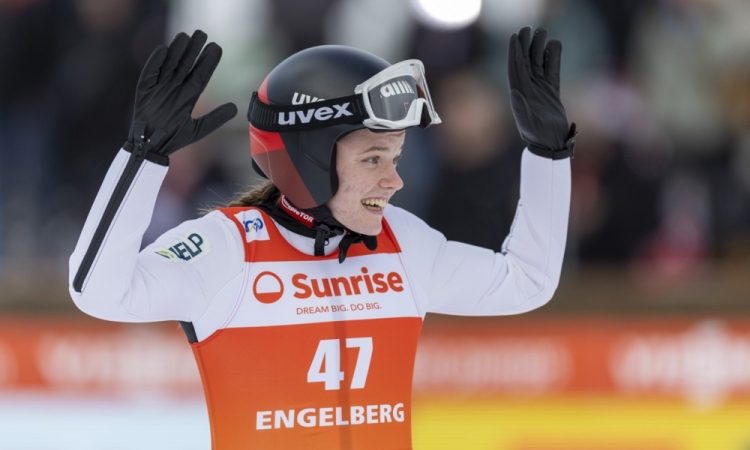 Norvežanka Kvandal zmagala v Sapporu, Prevc šesta