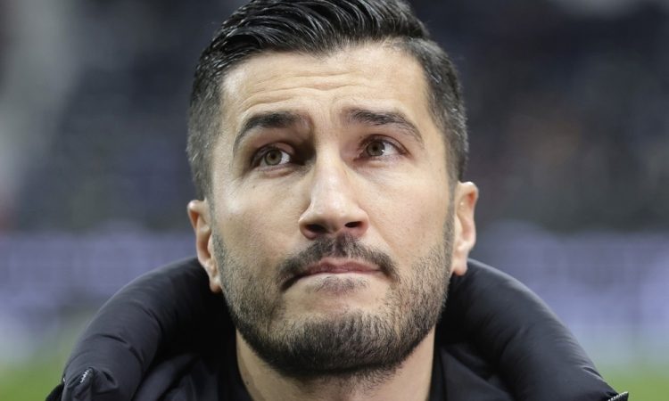 Borussia se je razšla s trenerjem Sahinom