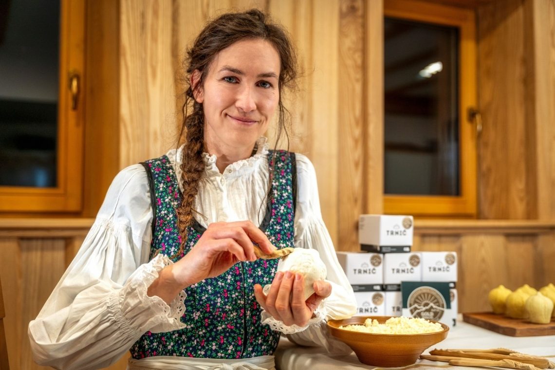 Zlata medalja za velikoplaninski sir trnič na prestižnem švicarskem tekmovanju