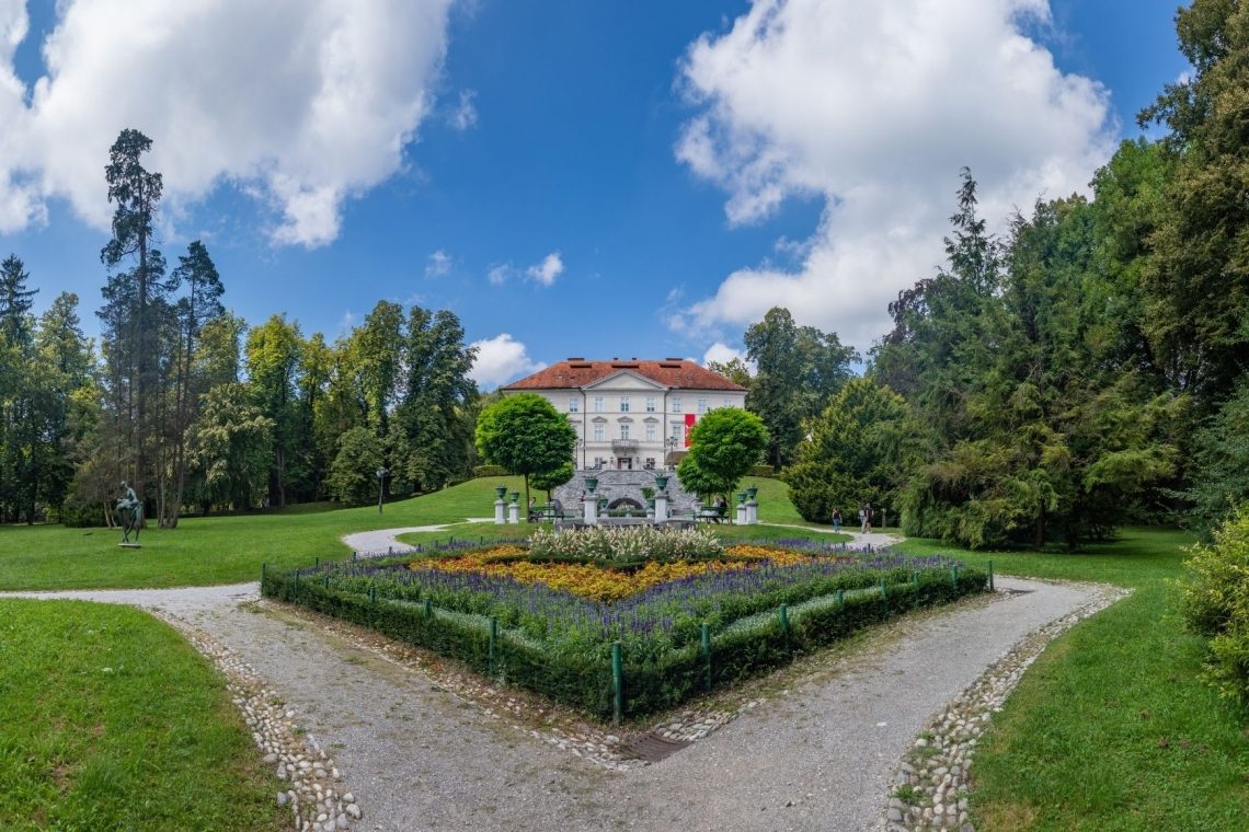 Mestna občina Ljubljana bo prenovila Bloudkov park v Tivoliju
