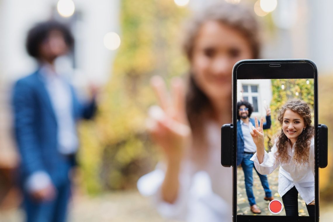 Albanija začasno blokirala TikTok zaradi skrbi za varnost otrok