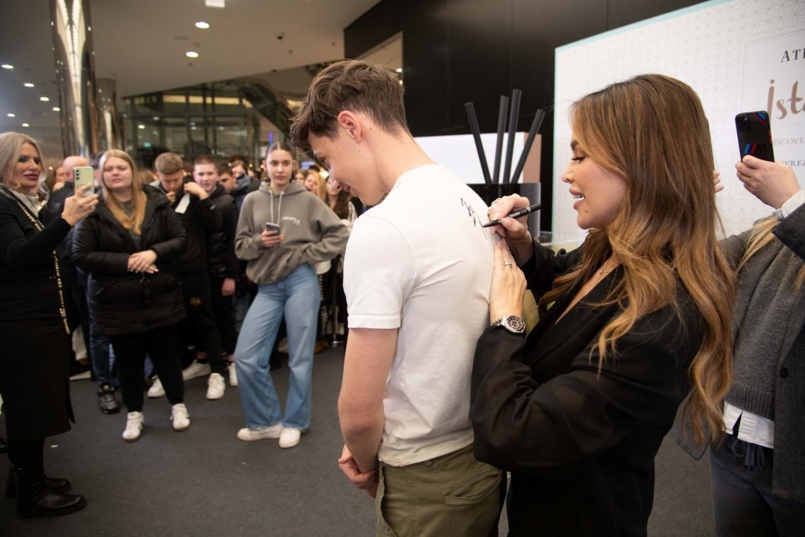 Severina navdušila oboževalce na meet &amp; greet dogodku