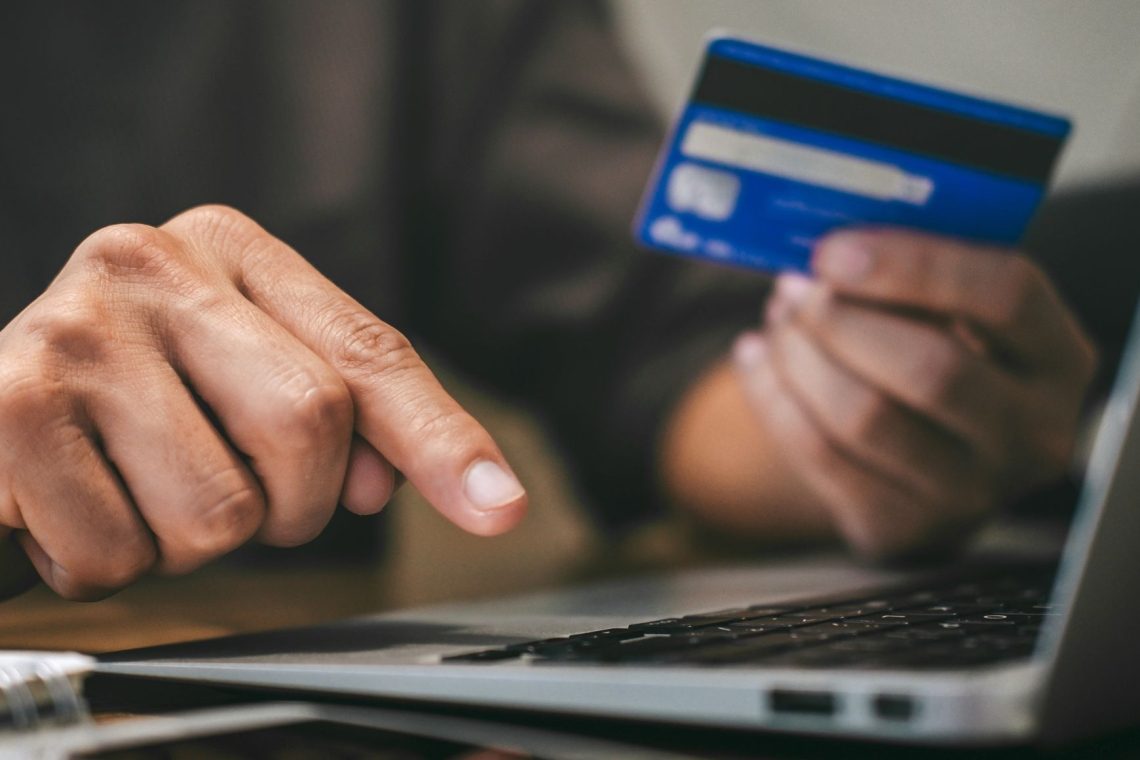 Addiko banka prva v Sloveniji uvedla popolnoma digitalno sklenitev kredita