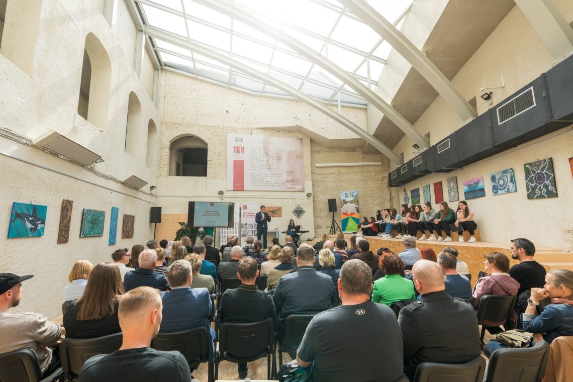Novo mesto prejelo posebno priznanje za prenovo Fichtenauove hiše