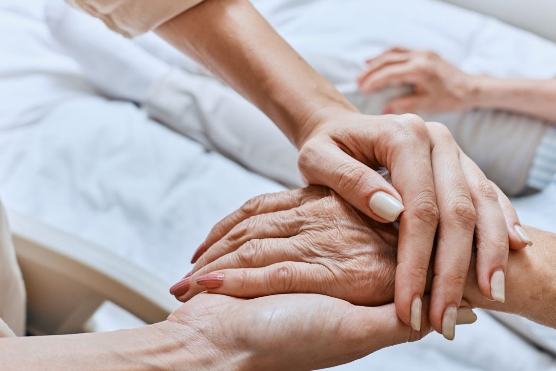 Nevarnosti večopravilnosti in pomen kognitivne aktivnosti pri Parkinsonovi bolezni