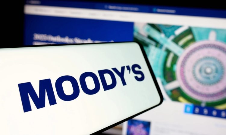Moody's ohranil bonitetno oceno Slovenije A3 s pozitivnimi obeti